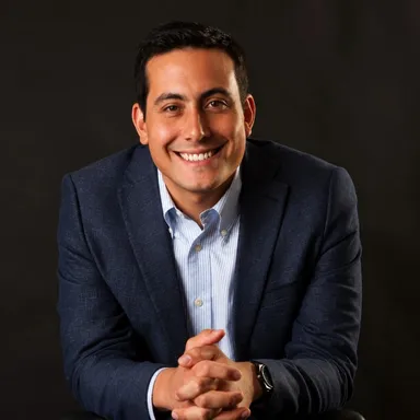 Héctor Garrido Charme